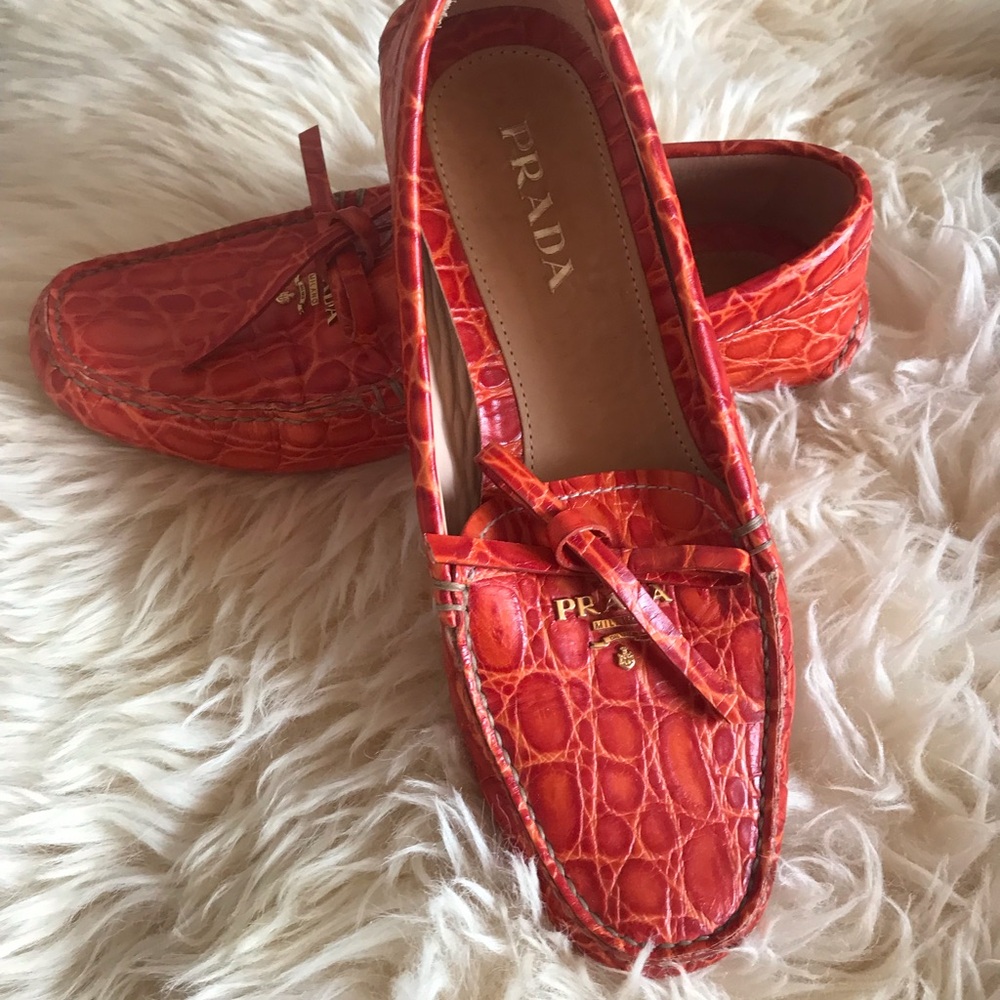 * S O L D *. Prada Women Loafers Sz 36.5